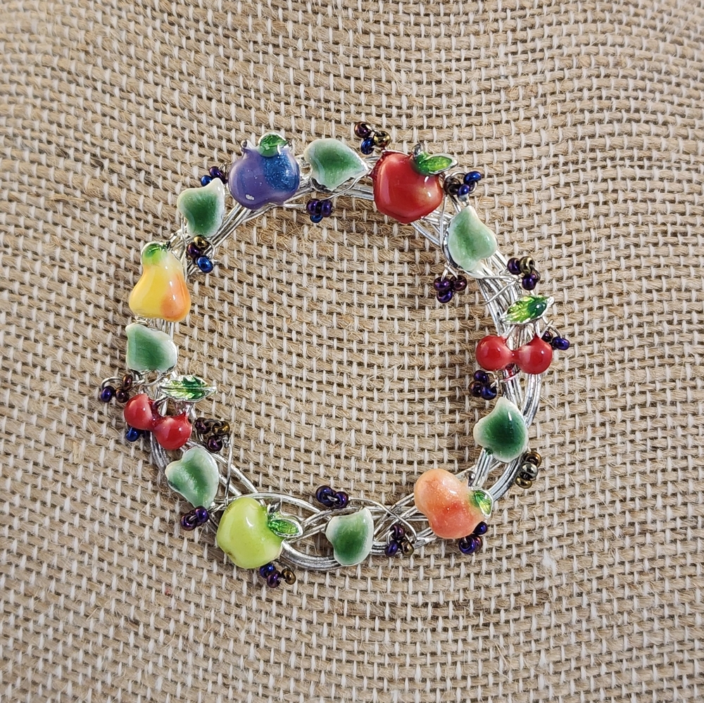 Vtg Fruit Enamel Wire Wreath Brooch